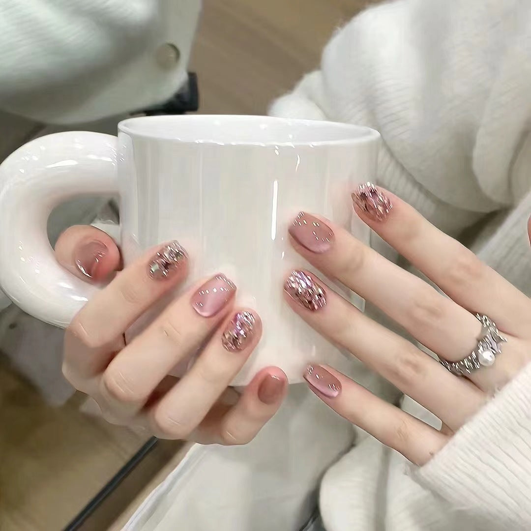 Decorative Press-On Nail Design Set Bowlift