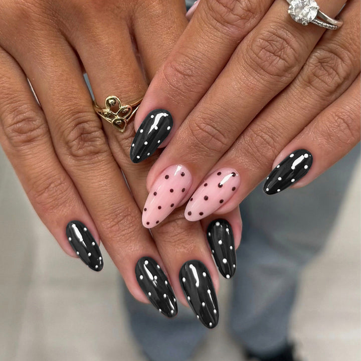 Trendy Polka Dot Press-On Nail Set Bowlift