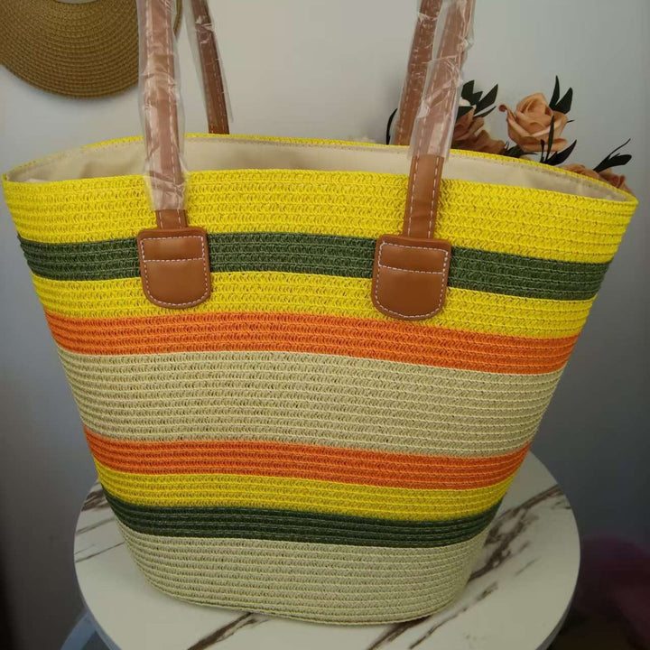 Summer straw hats Bowlift