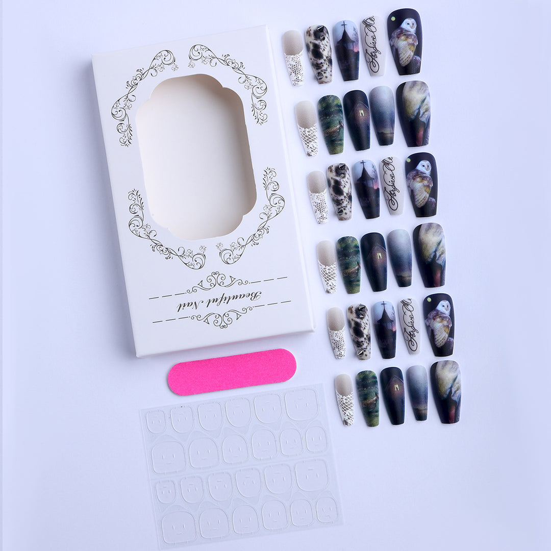 Artificial Nails with Artistic Designs Bowlift