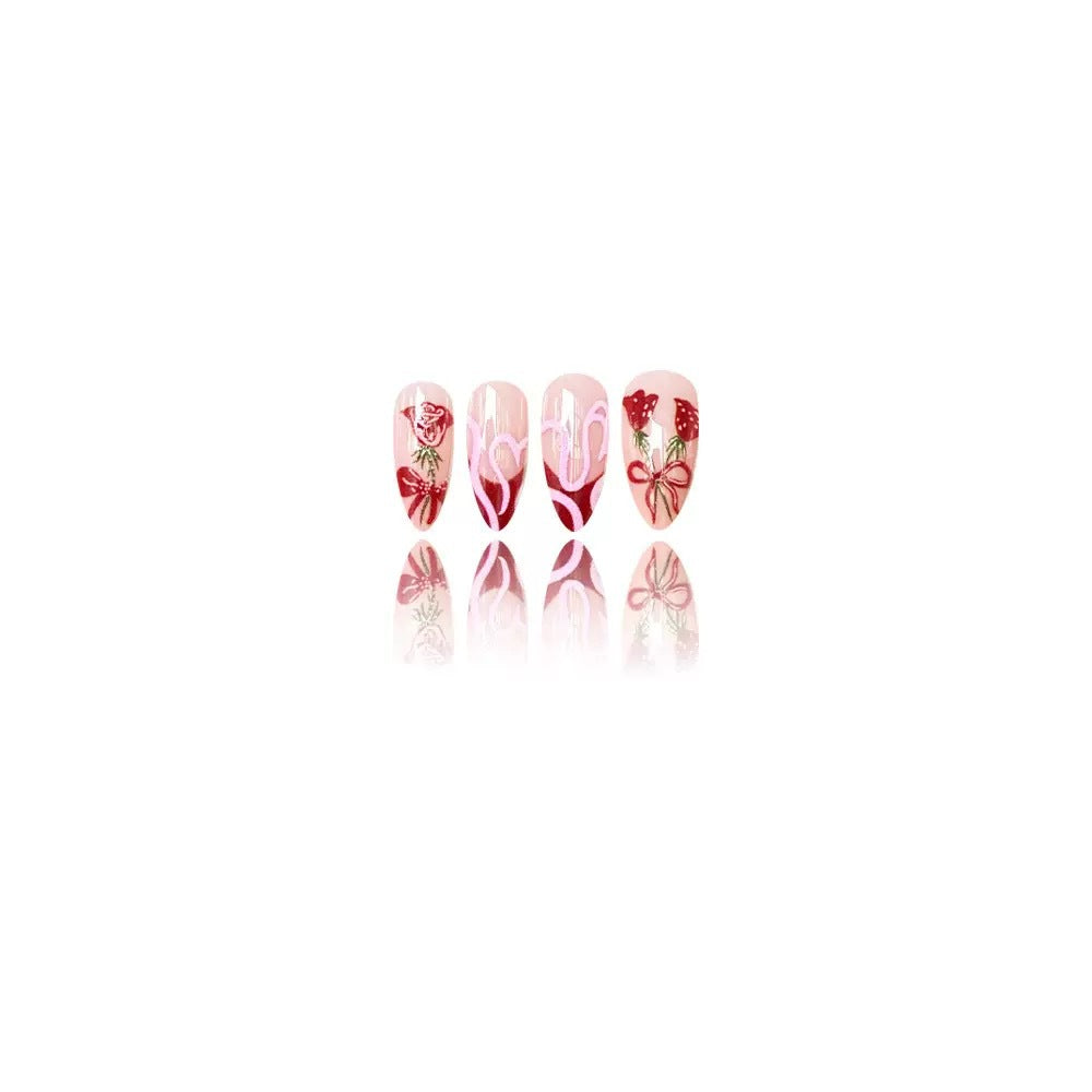 Artificial nail set with romantic heart and rose motifs Bowlift