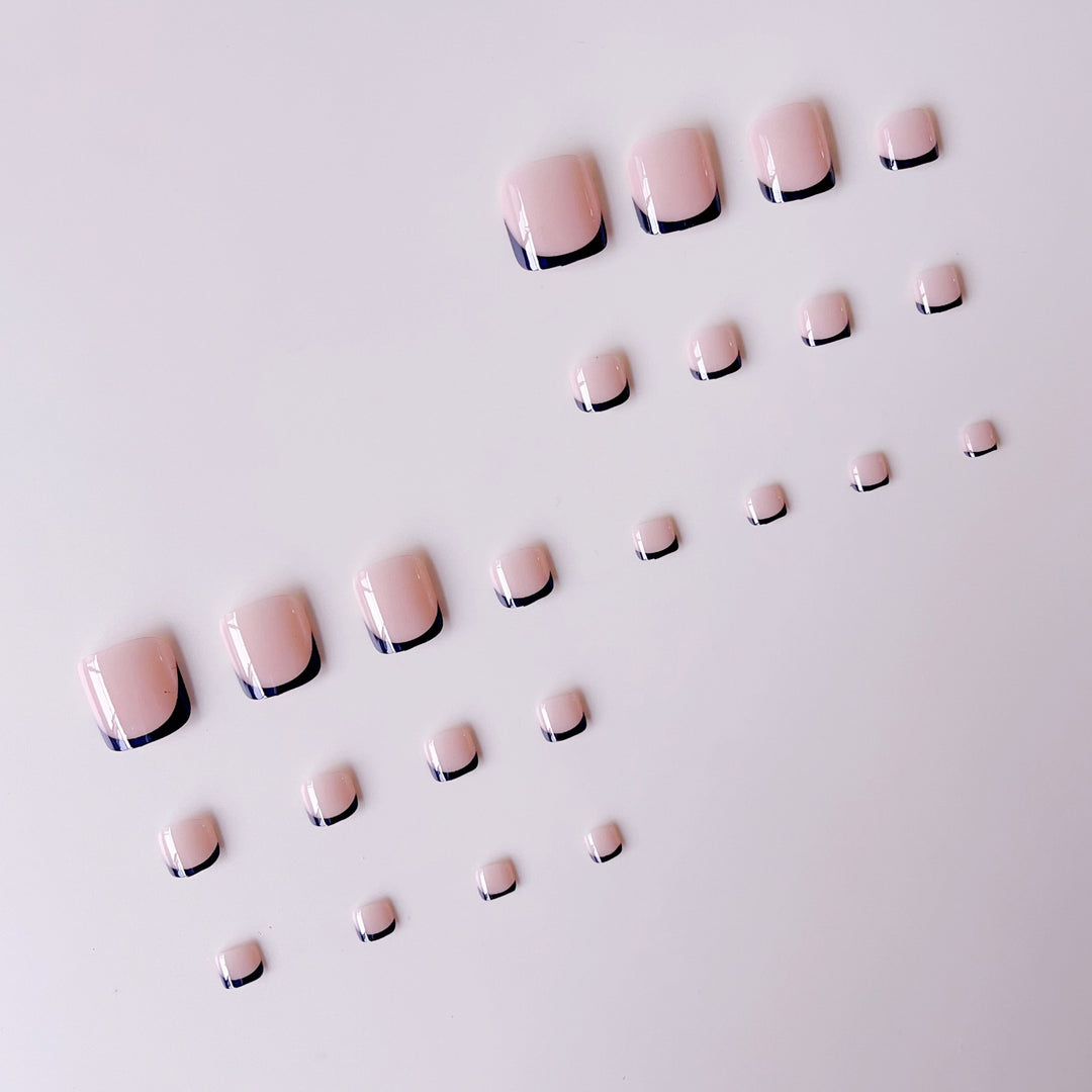 Artificial nail set with elegant tips and ombre effects Bowlift