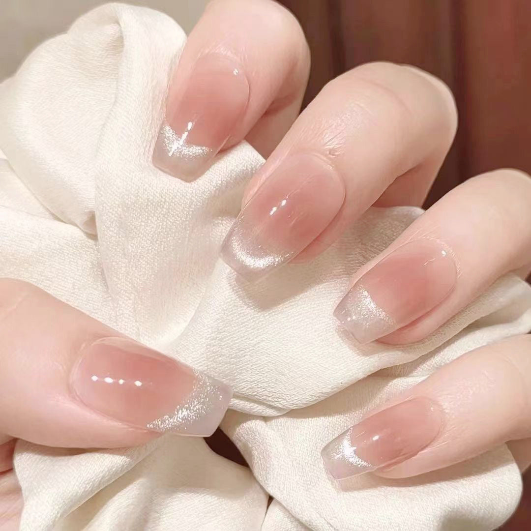 Nail set with elegant French design and sparkling accents Bowlift