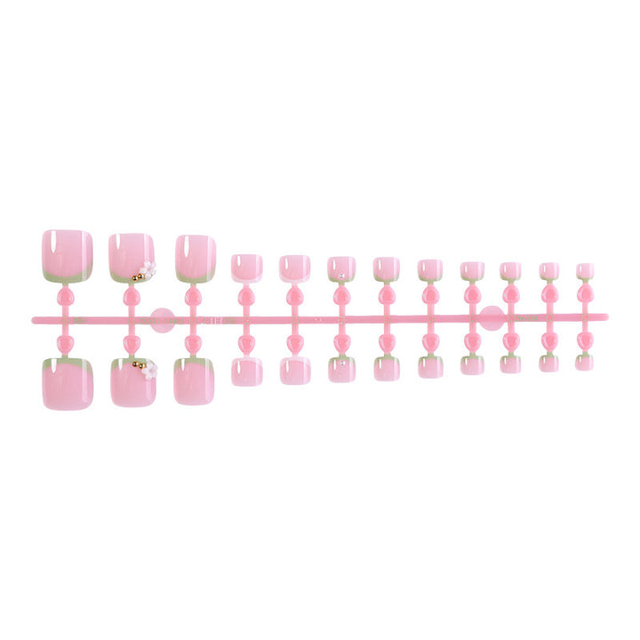 Nail art set with delicate flower designs and glossy finish Bowlift