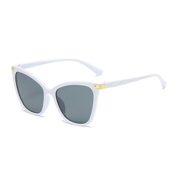 Chic Cat-Eye Sunglasses Bowlift