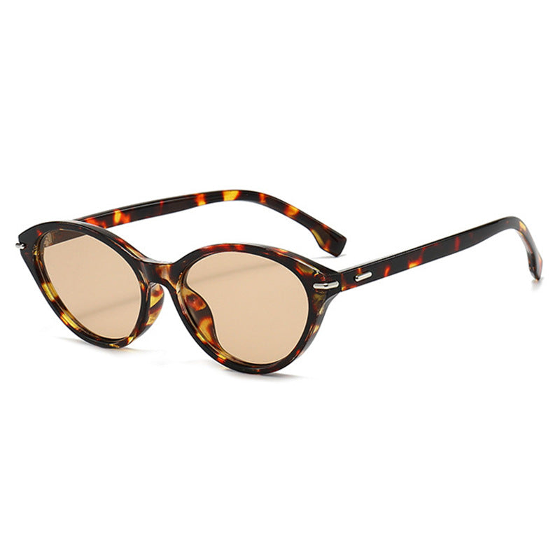 Women Designer Glasses in Stylish Cat Eye Design Bowlift