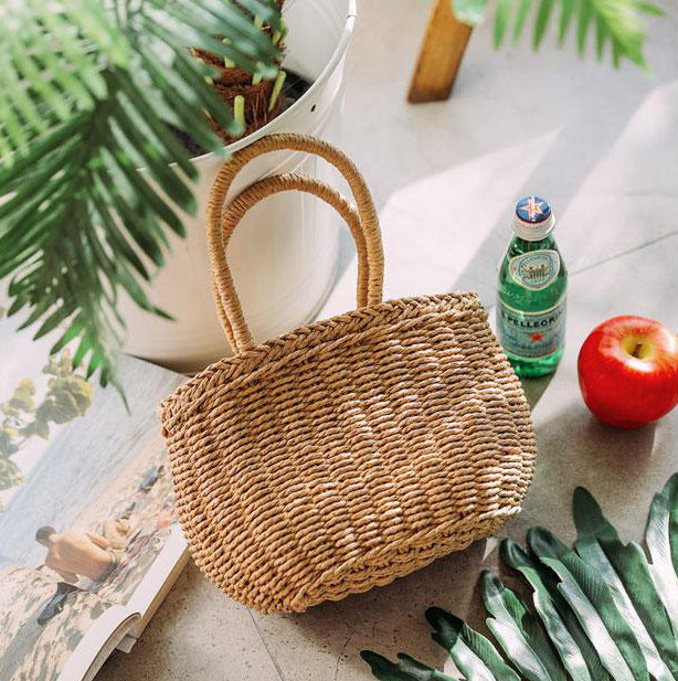 Individual Handbag Made of Natural Materials Bowlift
