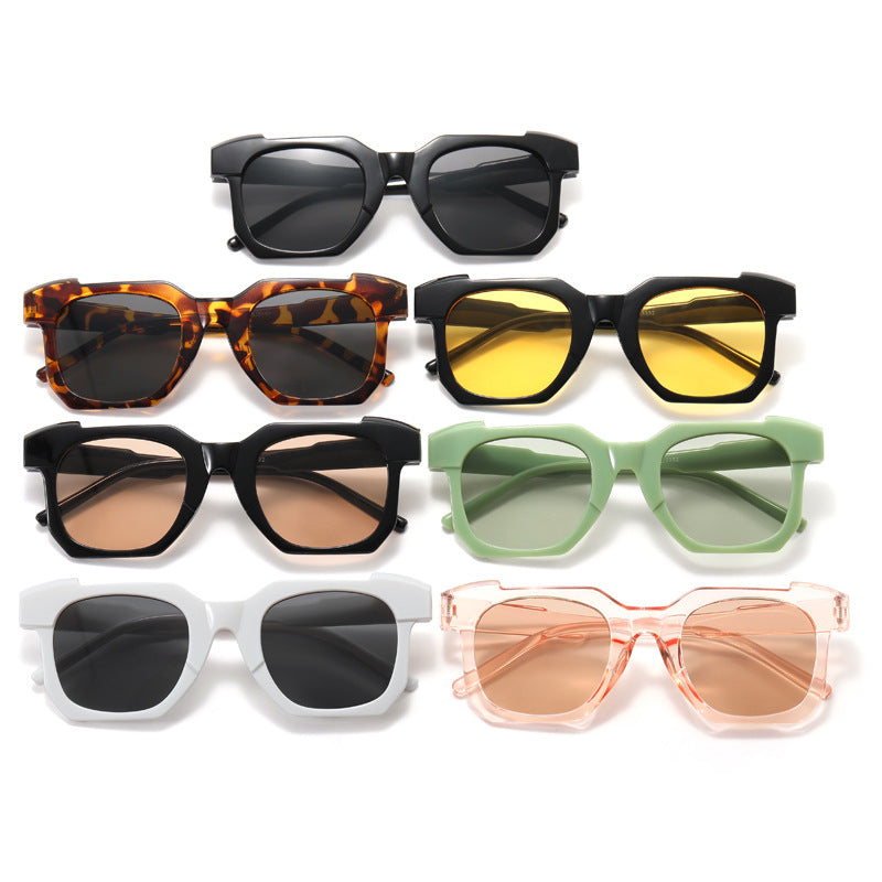 Women's stylish sunglasses in innovative hexagon design Bowlift