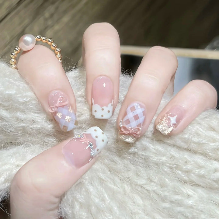 Decorative Press-On Nail Art Set with Charming Ribbon Accents Bowlift