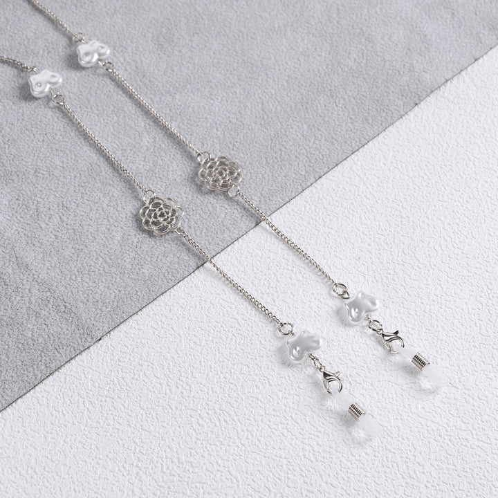 Elegant Floral Drop Earrings Bowlift