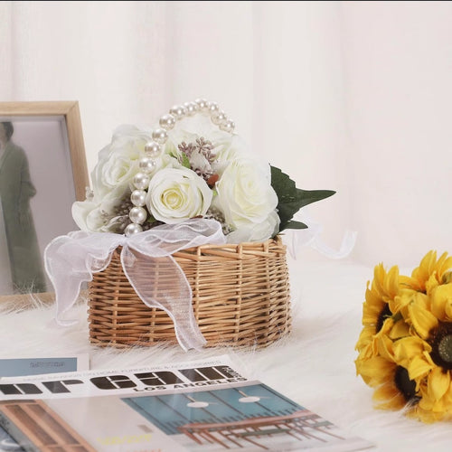 Ladies flower basket with elegant pearl decoration Bowlift