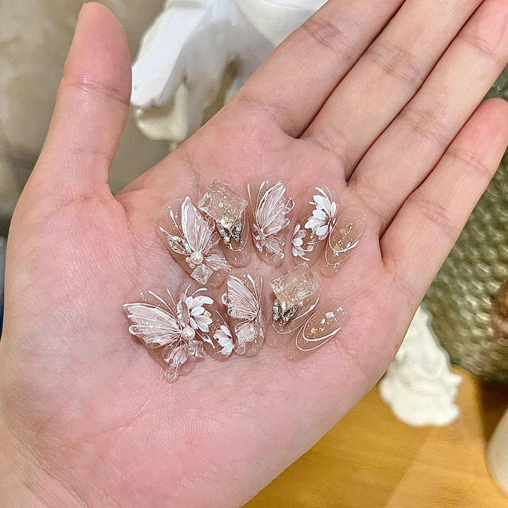 Elegant Long Press-On Nails Set with Artistic Tips Bowlift