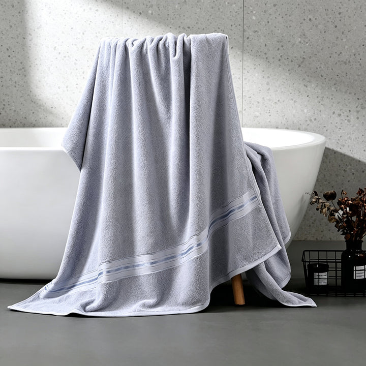 High-quality terry bath towel with elegant stripe detail Bowlift
