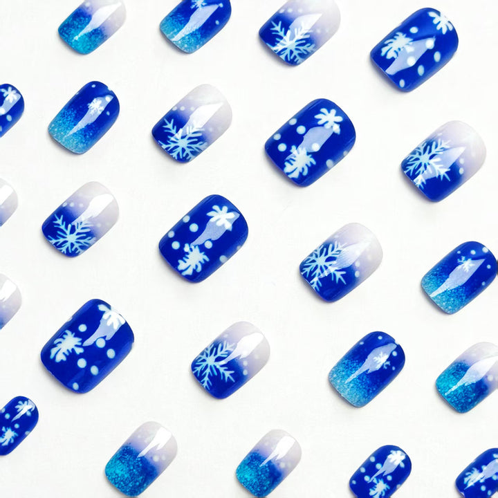 Winter-Themed Snowflake Nail Art Bowlift