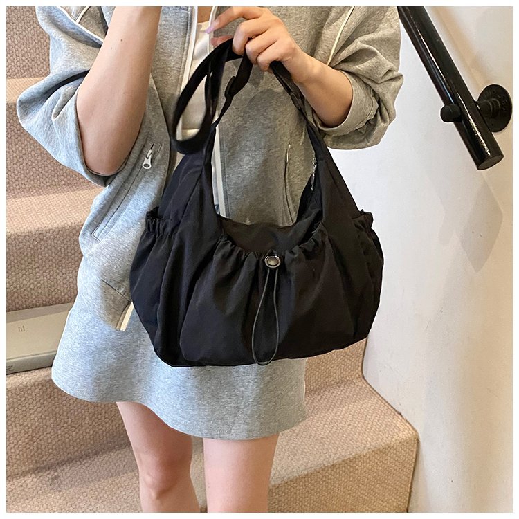 Fashionable shoulder bag Bowlift