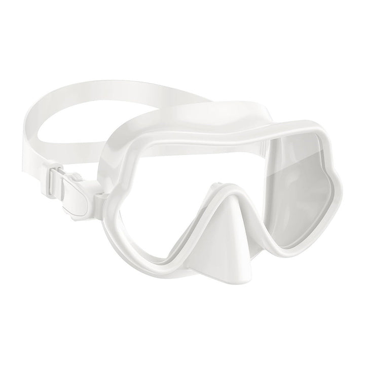 Diving mask with comprehensive field of vision and comfortable silicone border Bowlift