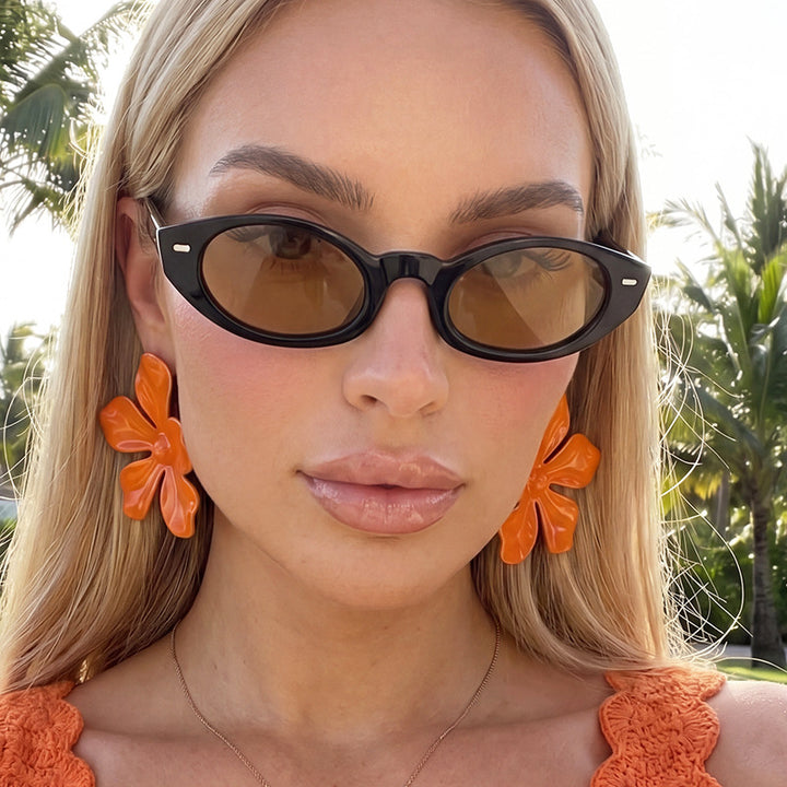 Women's Cat-Eye Sunglasses with Modern Transparent Frame Bowlift