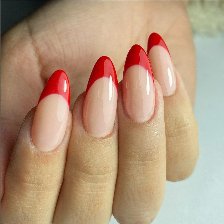 Elegant Stiletto French Tip Press-On Nails Bowlift