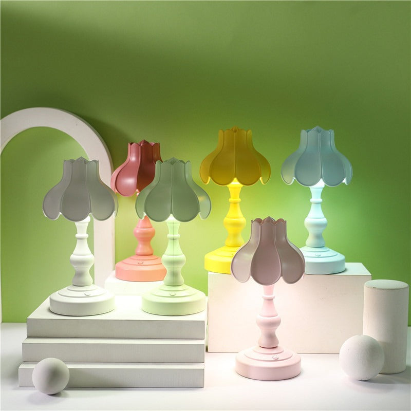Unisex Decorative Table Lamp in Flower-Shaped Design Bowlift