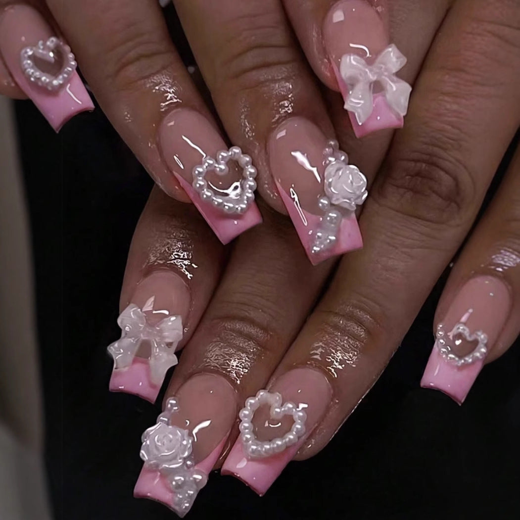 Artificial nail set with romantic heart and flower decorations Bowlift