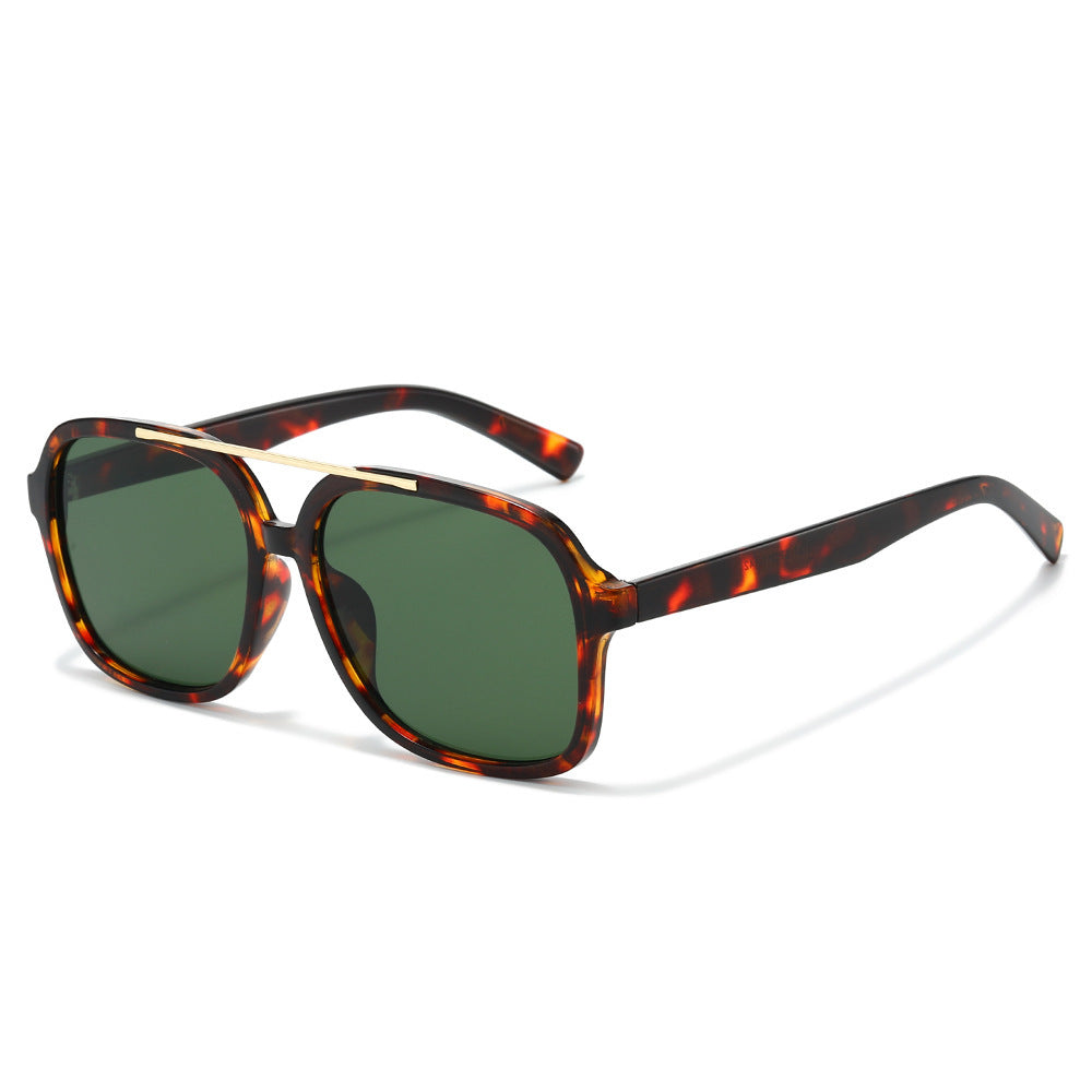 Retro-Inspired Tortoiseshell Sunglasses Bowlift