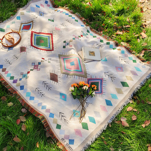 Artistic Geometric Throw Blanket