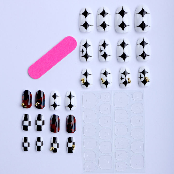 Artificial nails with modern geometric pattern and golden accents Bowlift