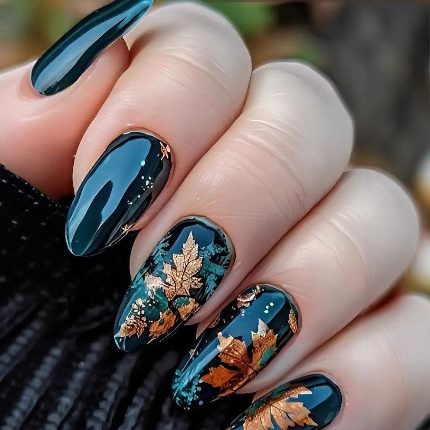 Artificial Nails in Stylish Autumn Design Bowlift