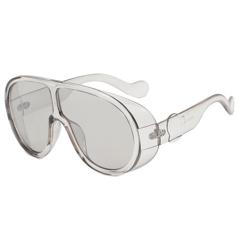 Women Sporty Oversized Sunglasses with Innovative Design Bowlift