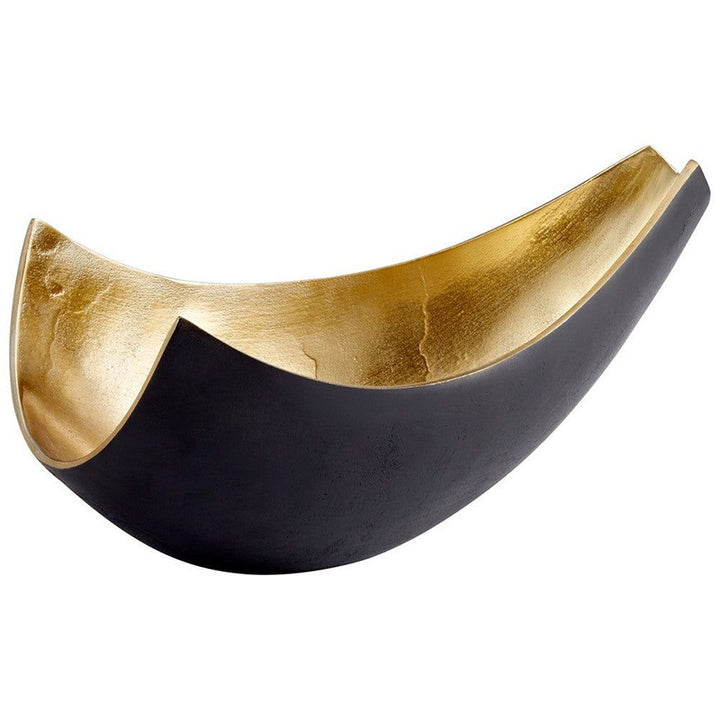 Decorative Serving Bowl with Unique Sculptural Design