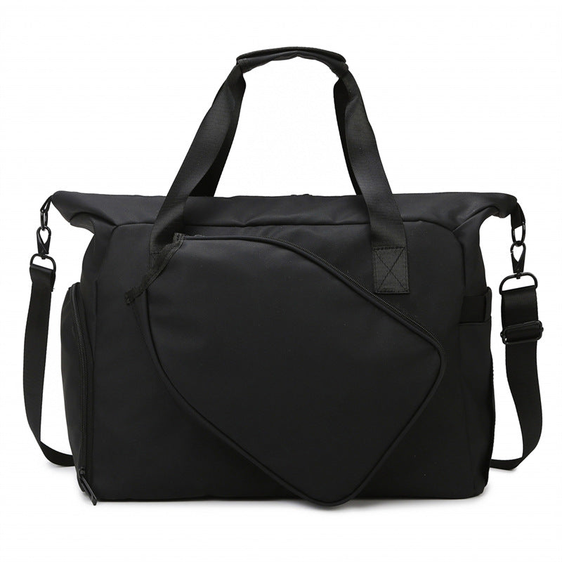 Sports and leisure bag with innovative compartment design Bowlift