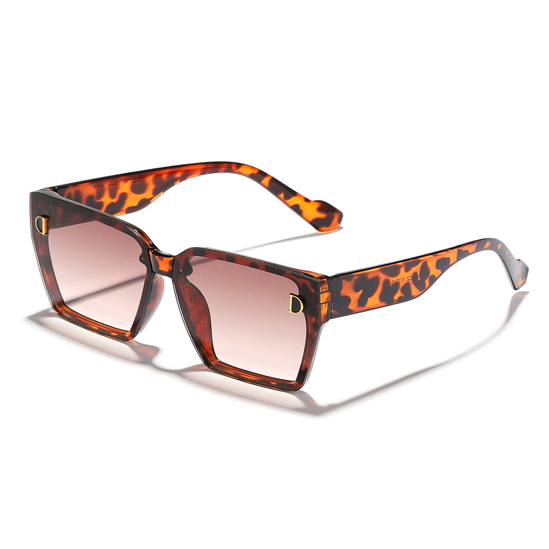 Women's fashionable sunglasses in a unique design with oversized lenses Bowlift