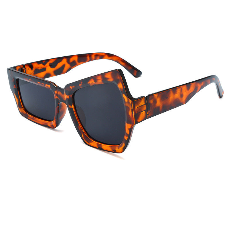 Sleek Oversized Square Sunglasses Bowlift