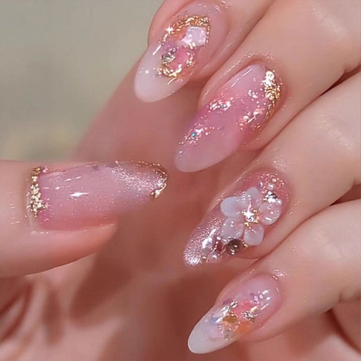 Artificial nails with floral 3D applications Bowlift