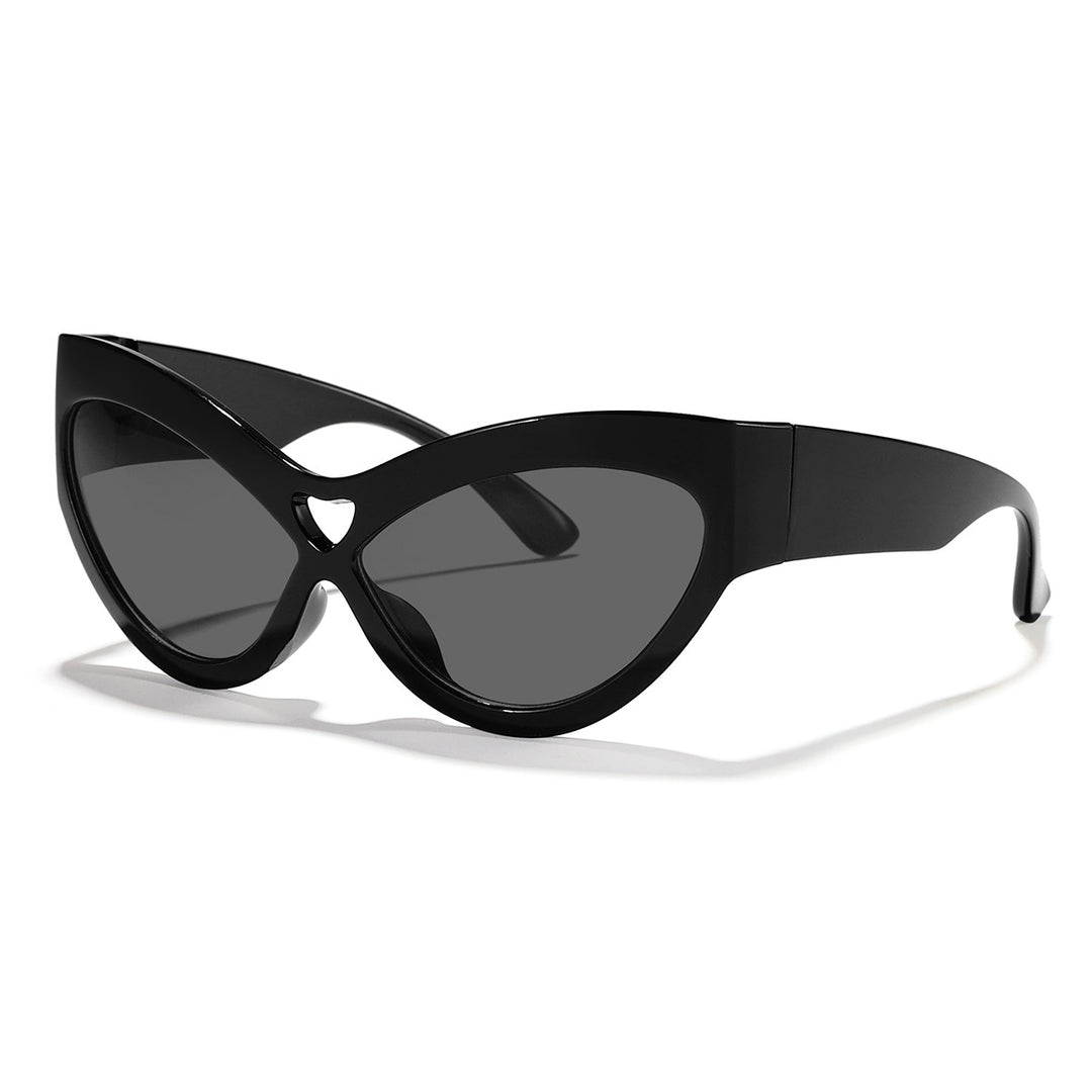 Women striking sunglasses in trendy leopard pattern Bowlift