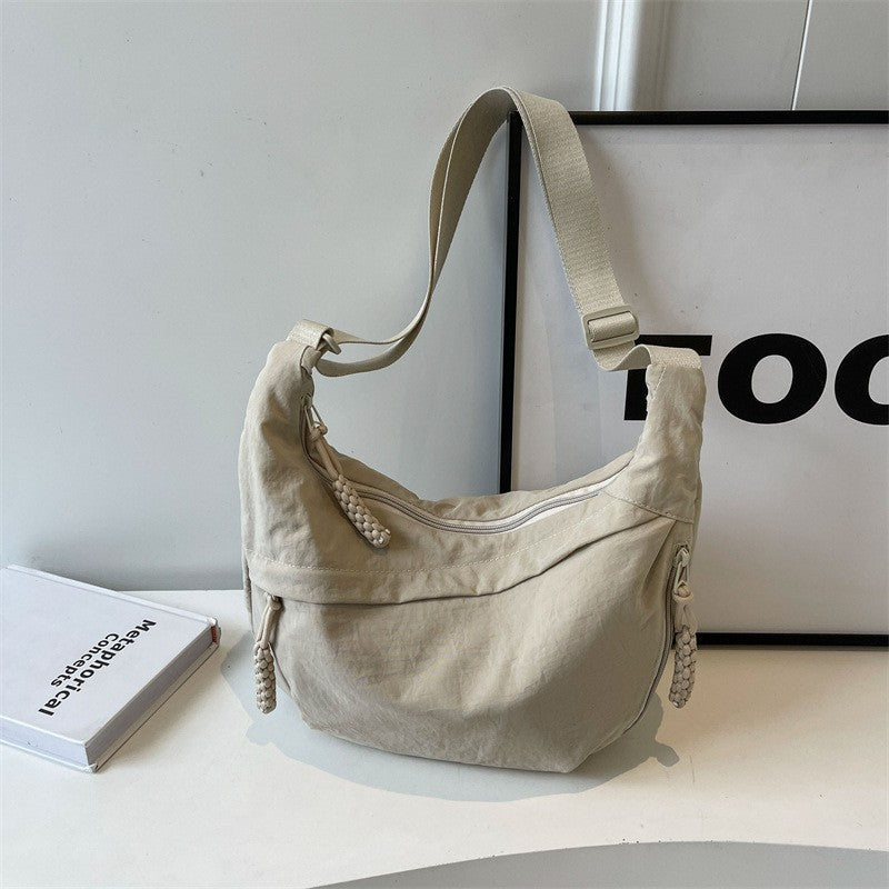 Fashionable shoulder bag Bowlift