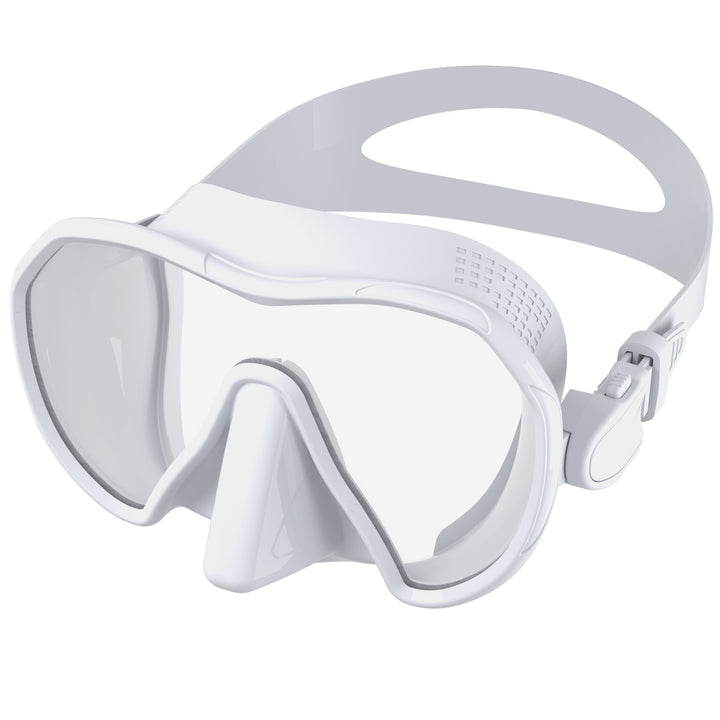 Diving mask with wide field of vision and comfortable silicone edge Bowlift