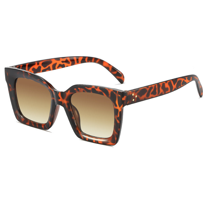 Bold Fashion Square Sunglasses Bowlift