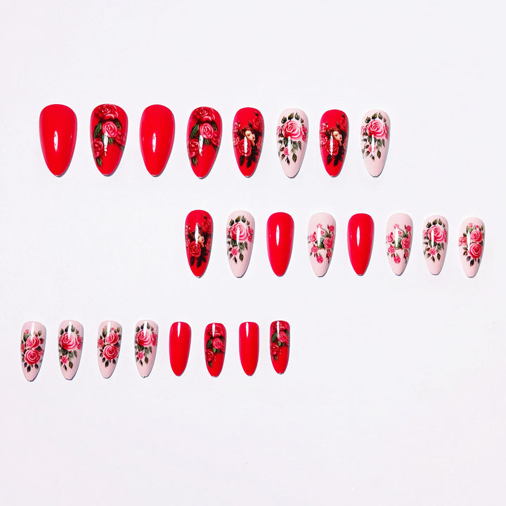 Creative Artificial Nails with Romantic Rose Design Bowlift