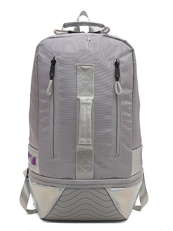 Sporty backpack with insulating bottom and water-repellent surface Bowlift
