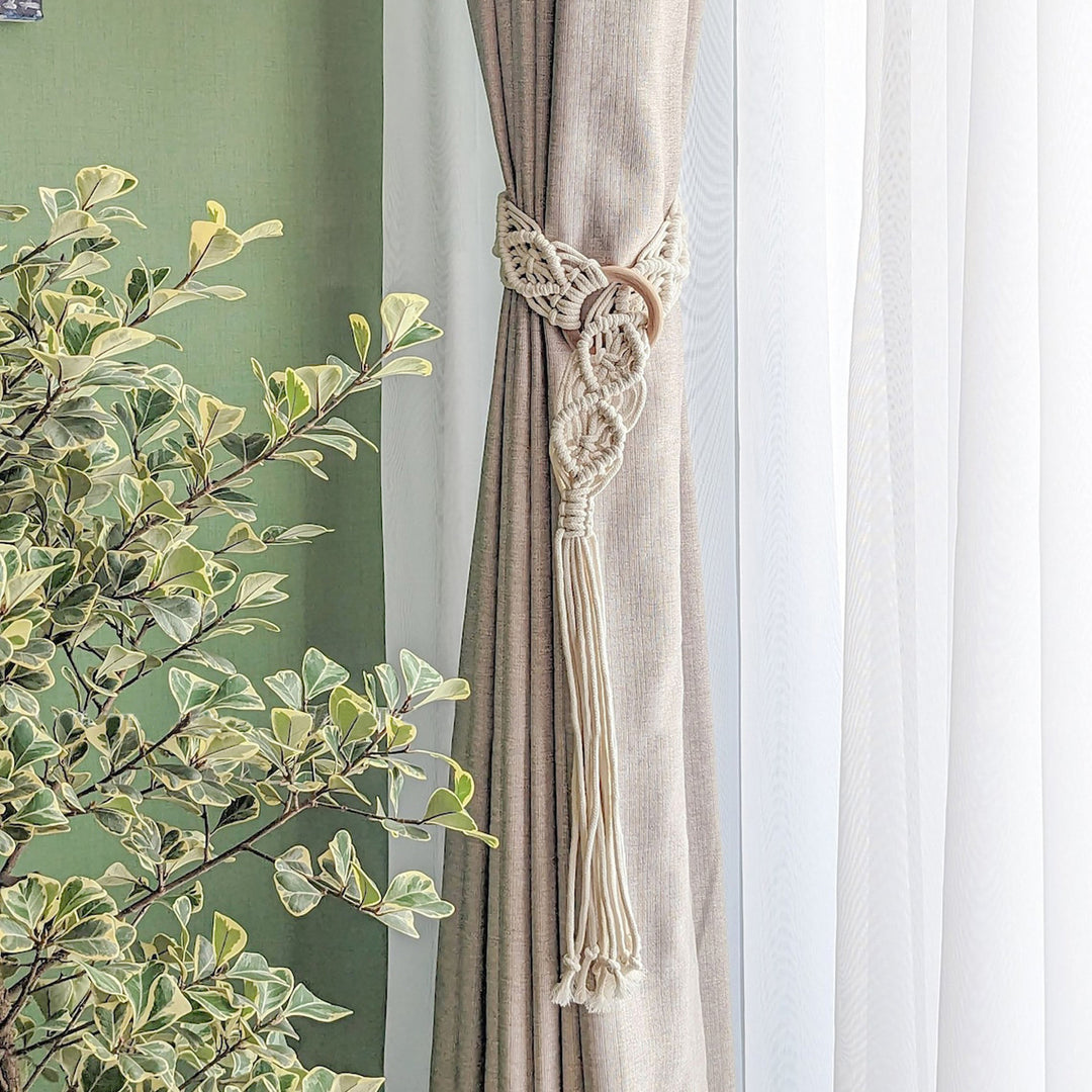 Macrame Curtain Tieback with Wooden Ring Bowlift