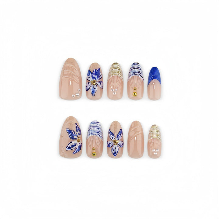 Elegant Nail Art Set with Floral Applications Bowlift