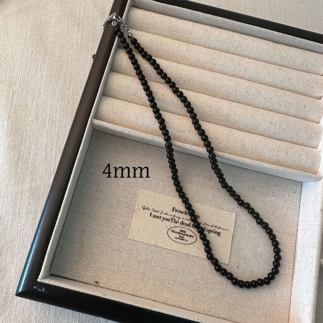 Minimalist Beaded Necklace Bowlift