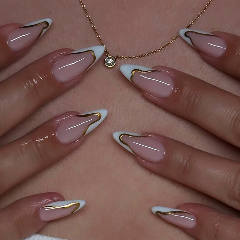 High-quality artificial nail set with elegant gold accents Bowlift