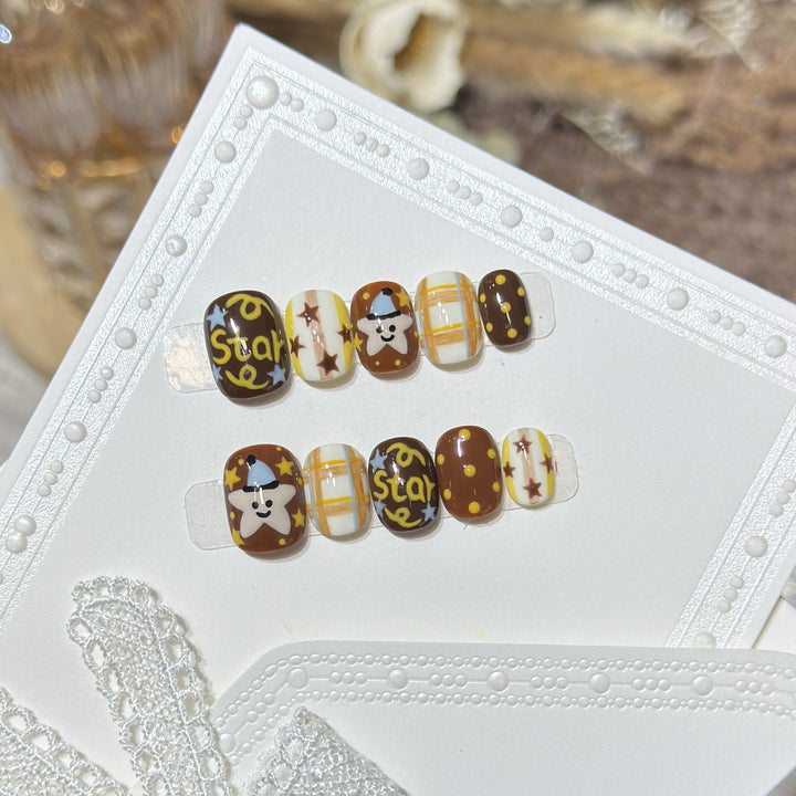 Playful Cartoon-Inspired Press-On Nail Set Bowlift