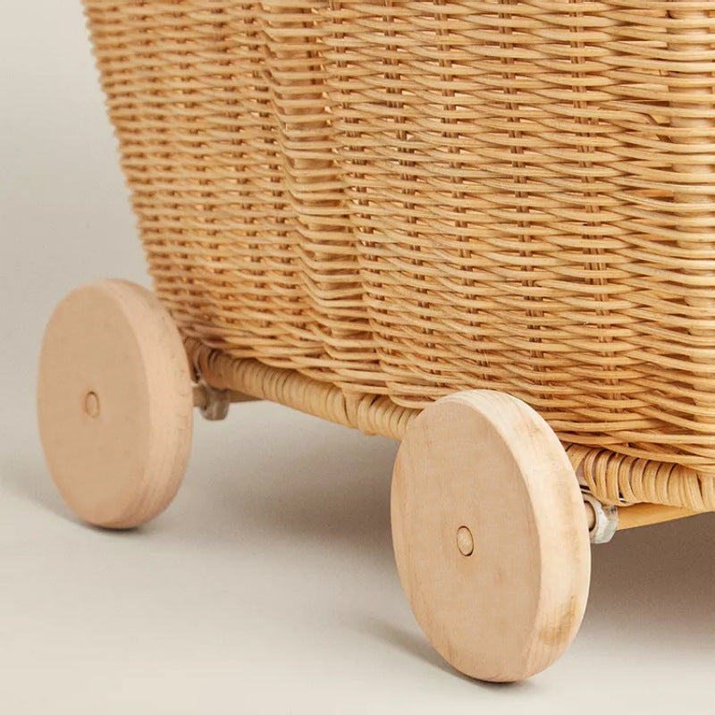 Handcrafted storage basket Bowlift