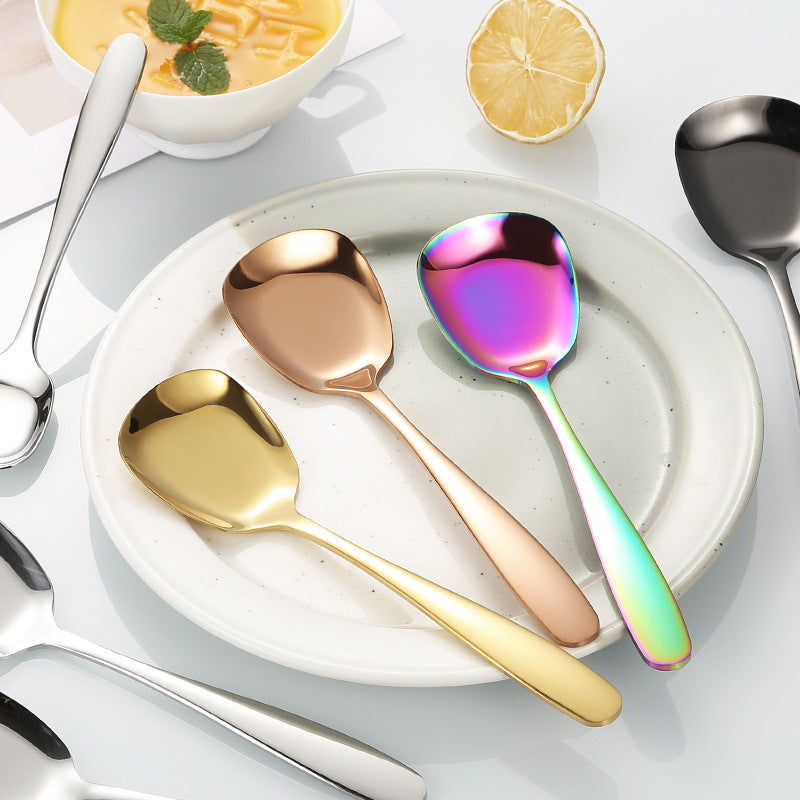 Elegant dessert spoon with ergonomic design Bowlift