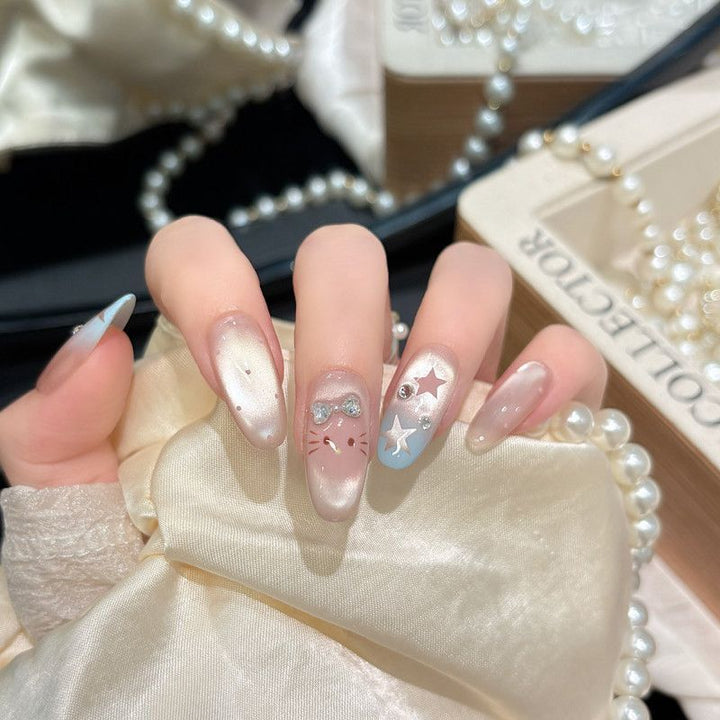 Star-Embellished Press-On Nail Extensions Bowlift