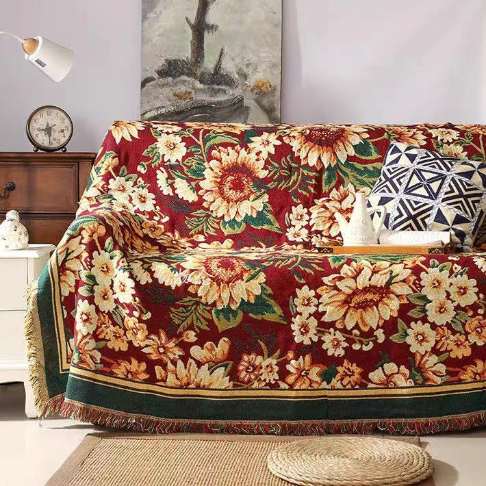 Elegant Floral Tapestry Blanket
