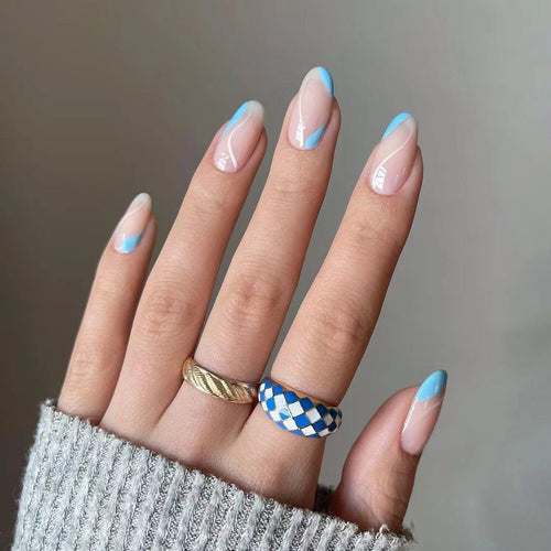 Trendy Nail Art with Modern Wave Pattern Bowlift